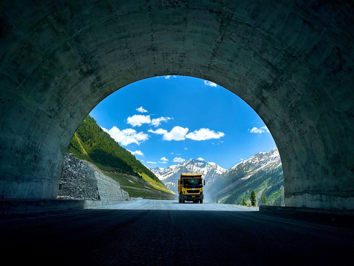 Zojila Tunnel में भारत ने रचा इतिहास, अब लद्दाख-श्रीनगर के बीच सीधी कनेक्टिविटी
