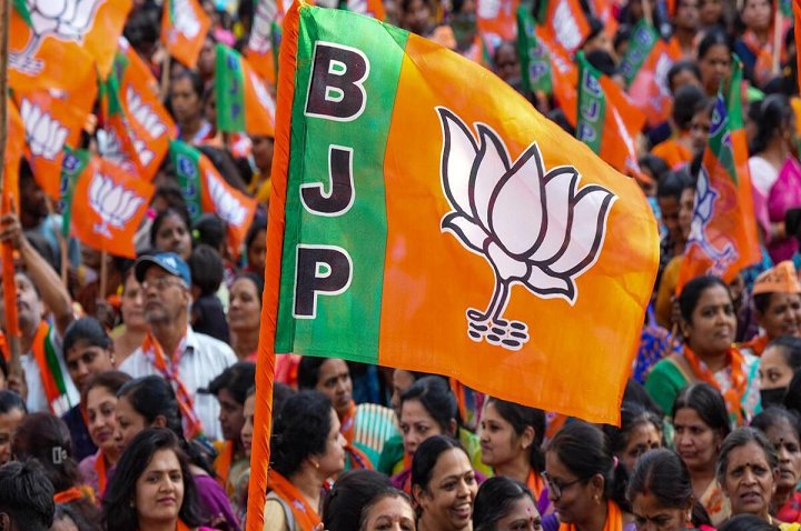  यूपी चुनाव से पहले बीजेपी ने प्रदेश संगठन में किया बड़ा बदलाव, लिस्ट जारी...