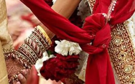 शादी कार्ड पर अब लिखनी होगी दूल्हे-दुल्हन की जन्म तिथि, महाराष्ट्र सरकार का बड़ा कदम