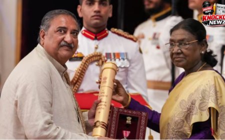 दिवंगत सतीश शाह को मरणोपरांत पद्मश्री, राष्ट्रपति से सम्मान लेते हुए भावुक हुए परिवार के सदस्य