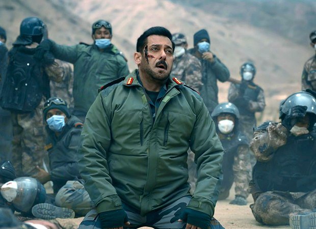 Salman Khan Maatrubhumi Delay: सलमान खान की 'मात्रभूमि' अब 2027 में होगी रिलीज? अगले साल सिनेमाघरों में धमाका करेंगे 'भाईजान', बैक-टू-बैक आएंगे 2 बड़े प्रोजेक्ट्स