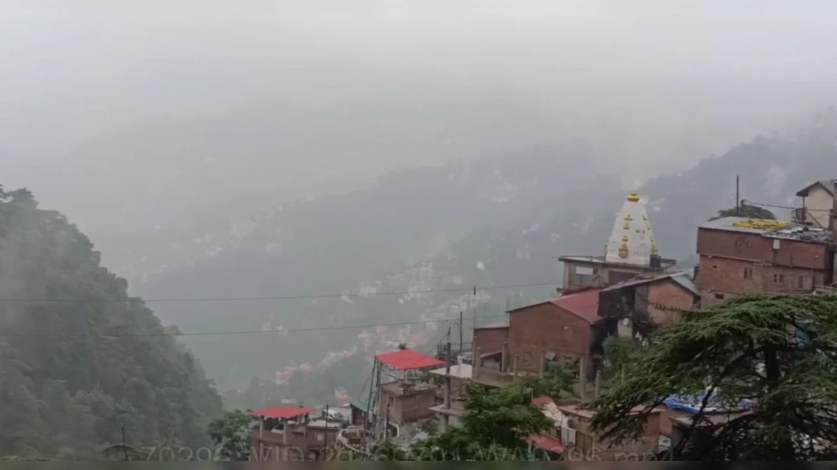 हिमाचल में मानसून का कहर: 6 जुलाई तक भारी बारिश का अलर्ट, मंडी में महिला की मौत