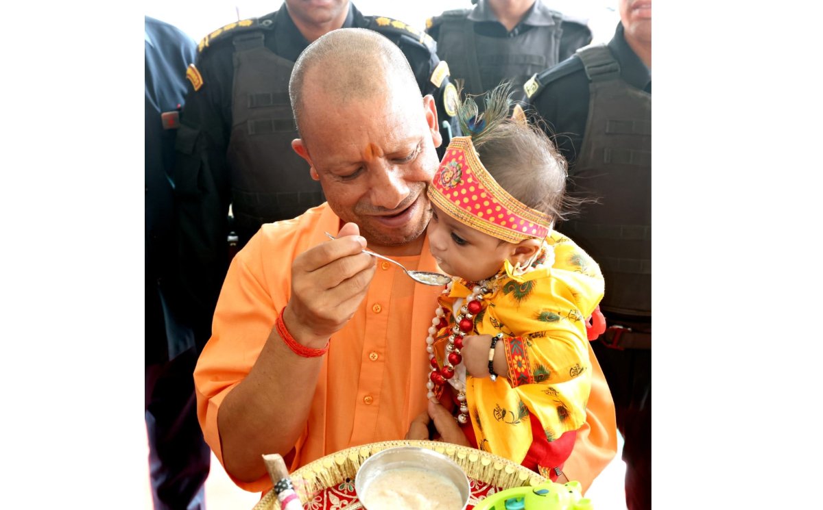 बेटी और व्यापारी की सुरक्षा से खिलवाड़ करने वालों की जगह है जेल या जहन्नुम में - सीएम योगी 