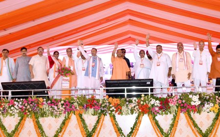 भारत में रहने वाले प्रत्येक व्यक्ति को यहां की संस्कृति और परंपरा का सम्मान करना होगा : सीएम योगी